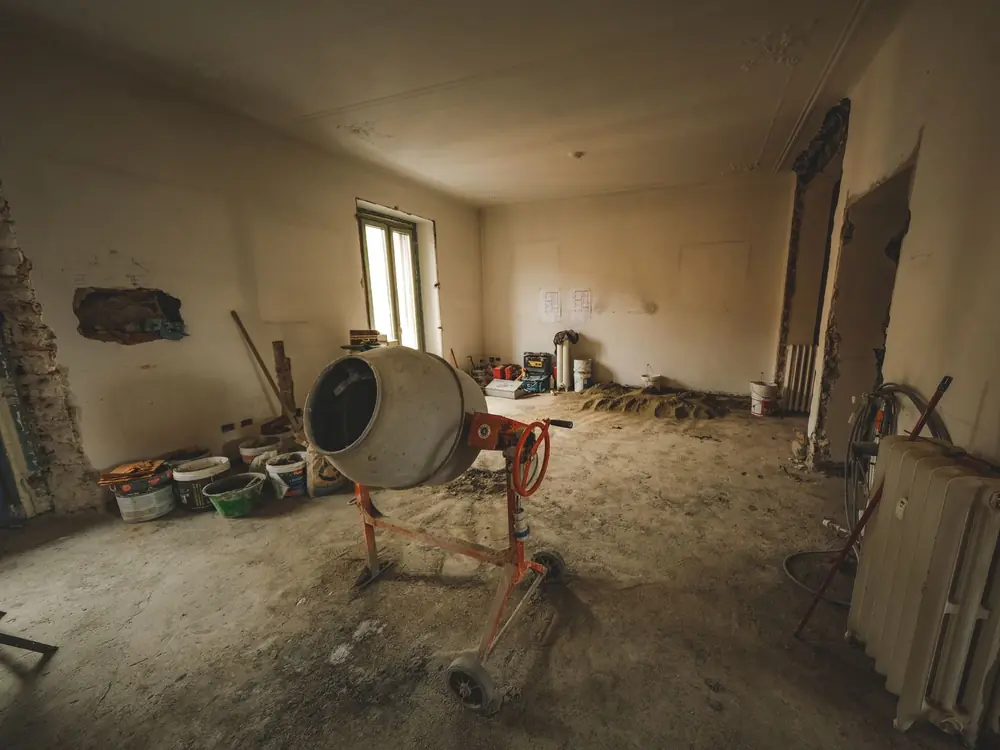 Студия 35 м² на Комсомольском — до ремонта